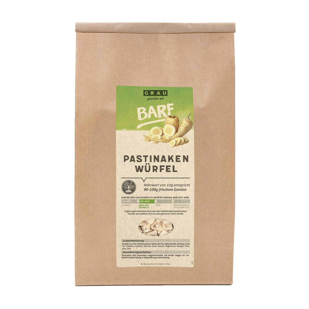 Grau Hund Pastinaken-Würfel